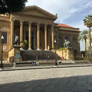 Vivaldi 2*, Palermo Włochy